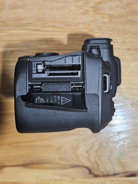 Canon EOS R5 Mark II Mirrorless Digital Camera Body 45 MP Full-Frame