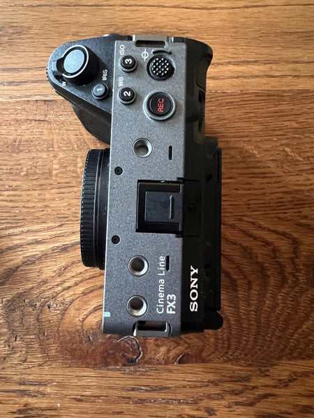 Sony Alpha ILME-FX3 Full Frame Cinema Line Camera - USED - Great Condition