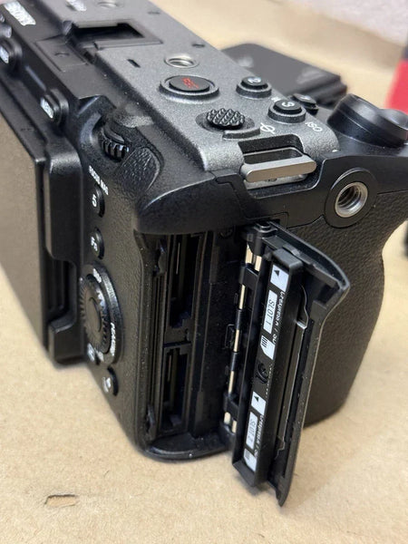 Sony Alpha ILME-FX3 Full-Frame Cinema Camera – Includes Extras